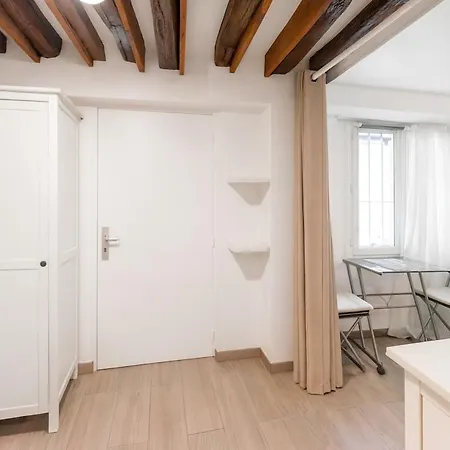 Magnifique Au Coeur Du Marais Apartment